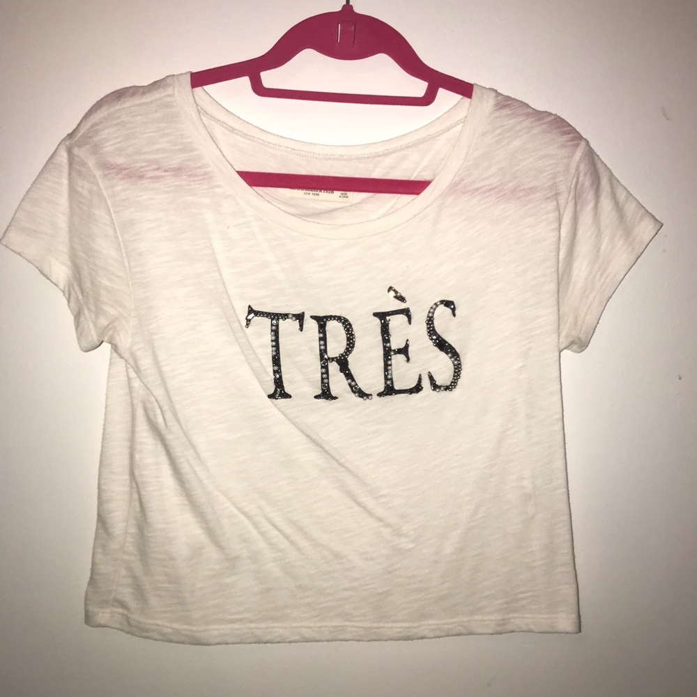 White cropped tee from Abercrombie & Fitch